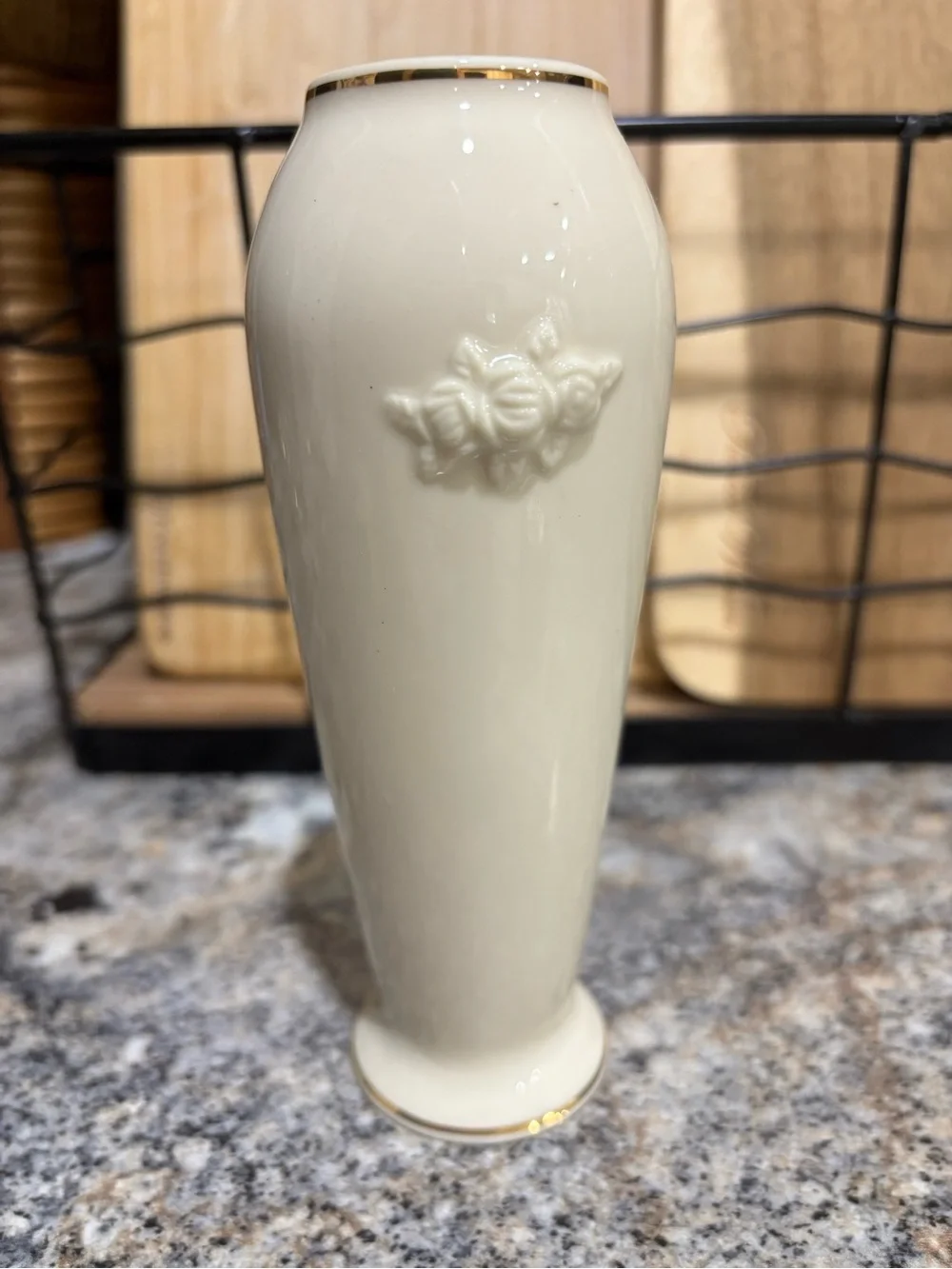 Lenox Ivory Ceramic Rose Bud Vase with Gold Trim 6
